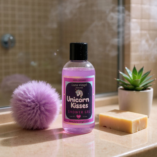 Unicorn Kisses Shower Gel fun fantasy shower routine – fruity floral scent
